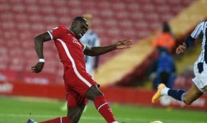 Penyerang Liverpool Sadio Mane saat menghadapi West Bromwich Alvion di pekan ke15 Liga Inggris, Minggu malam WIB. (Twitter@LFC)