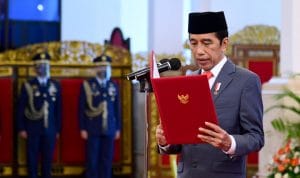 Presiden Jokowi melantik Kepala BNN dan BRGM di Istana Negara Rabu 23 Desember 2020 (foto setneg.go.id)