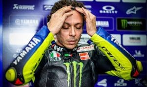 Valentino Rossi akan bergabung bersama tim satalit Petronas Yamaha SRT di kejuaraan MotoGP 2021. (Twitter@ValeYellow46)
