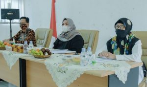 Komisi I DPRD Provinsi Kalsel saat melakukan kunjungan kerja ke BKPP Tabalong dalam rangka memantau persiapan seleksi CPNS dan penerimaan PPPK 2021. (Humas DPRD Kalsel Romi Alfianor)