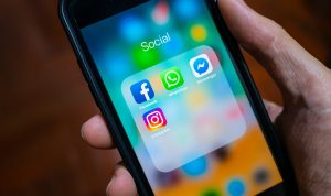 Facebook-Instagram-and-Whatsapp-are-down