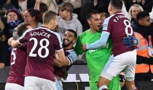 Kegembiraan West Ham United setelah sukses