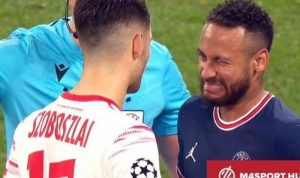 Neymar ledek pemain 21 tahun yang berujung malu.