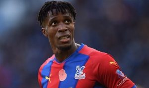 Wilfried Zaha saat laga Manchester City vs Crystal Palace