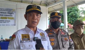 Anggota DPRD Kalsel Muhammad Yani Helmi saat Soswasbang Ideologi Pancasila di Kotabaru, Selasa (1812022). (Humas DPRD Kalsel)