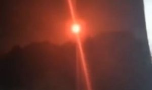 viral-bola-api-melayang-di-langit