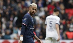 Neymar disebut pergi ke Barcelona usai dicemooh Ultras PSG