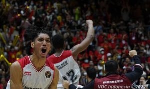 Reaksi skuad timnas basket Indonesia setelah merebut medali emas SEA Games 2021 Vietnam dengan mengalahkan Filipina