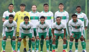 Timnas U23 Indonesia berfoto bersama menjelang uji coba melawan Andong Science College di Haemaji Football Field,