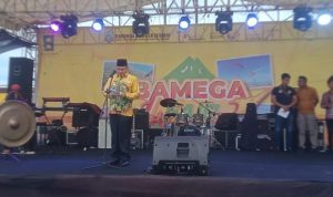 Bupati Kotabaru Sayed Jafar Alaydrus secara resmi membuka Bamega Fair New Year Eve 2022, Jumat (23122022). (Kalimantanlive.com Juanda)