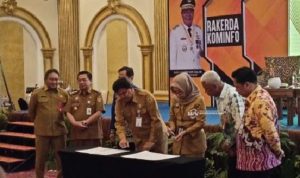 Penandatangan MoU Kominfo dan tiga daerah di kalsel pada Rakerda Kominfo 2020 menuju birokrasi Digital. (Diskominfo Kalsel)