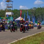 Ratusan starter berlaga pada ajang balap motor Tabalong Cup Prix 2023 Kejuaraan Nasional Balap Motor Motoprix Region C Kalimantan seri pertama (Kalimantanlive.com) .