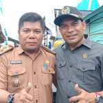 masyarakat bahari kotabaru Kepala Desa Sarang Tiung Kabupaten Kotabaru M. Yohanies dan Ketua DPRD kabupaten Kotabaru Syairi Mukhlis (Kalimantanlive.com/Siti Rahmah)