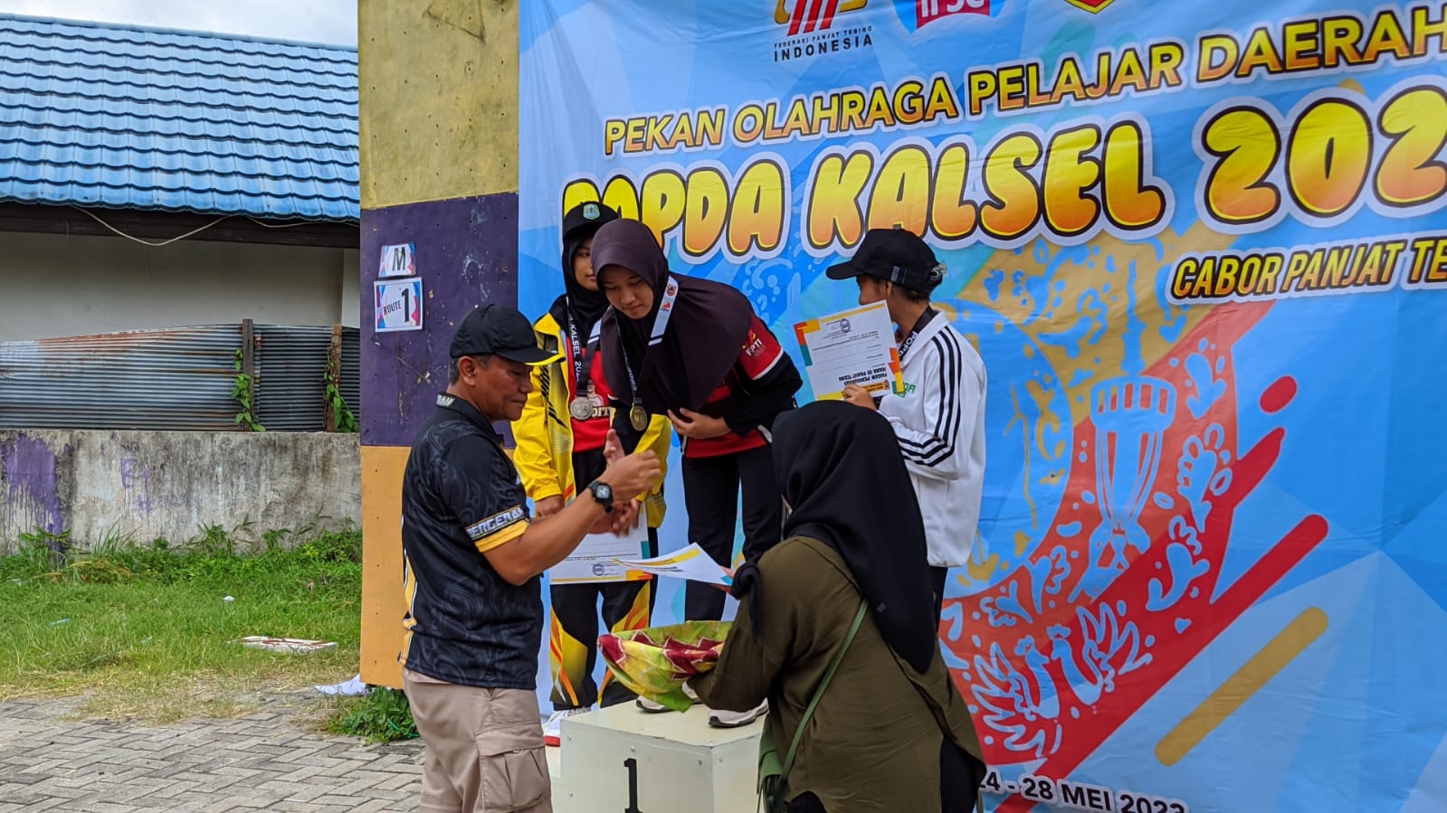 Kontingen Kabupaten Tabalong terus menambahkan perolehan medali emas dalam ajang Pekan Olahraga Pelajar Daerah (Popda) Kalimantan Selatan 2023. \ (Kalimantanlive.com/A Hidayat)