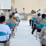 Pemerintah Kabupaten Tanah Bumbu melalui Bagian Kesejahteraan Rakyat (Kesra) menggelar rapat koordinasi (Rakor) pemberangkatan CJH tahun 2023 di Ruang Rapat Kantor Kemeneg Tanah Bumbu, Senin (29/5/2023). (Kalimantanlive.com/ Desy)