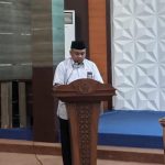 Asisten Pemerintahan dan Kesejahteraan Rakyat Setda Tabalong, Febriadin Hafiz saat membacakan sambutan Bupati Tabalong, Anang Syakhfiani (Kalimantanlive.com/ A Hidayat)