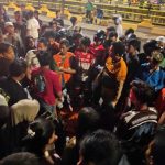 Insiden kecelakaan yang menewaskan seorang korban wanita pengendara motor Honda Beat, di Jembatan Basirih Banjarmasin. (Kalimantanlive.com/Ilham/Foto: Relawan Emergency