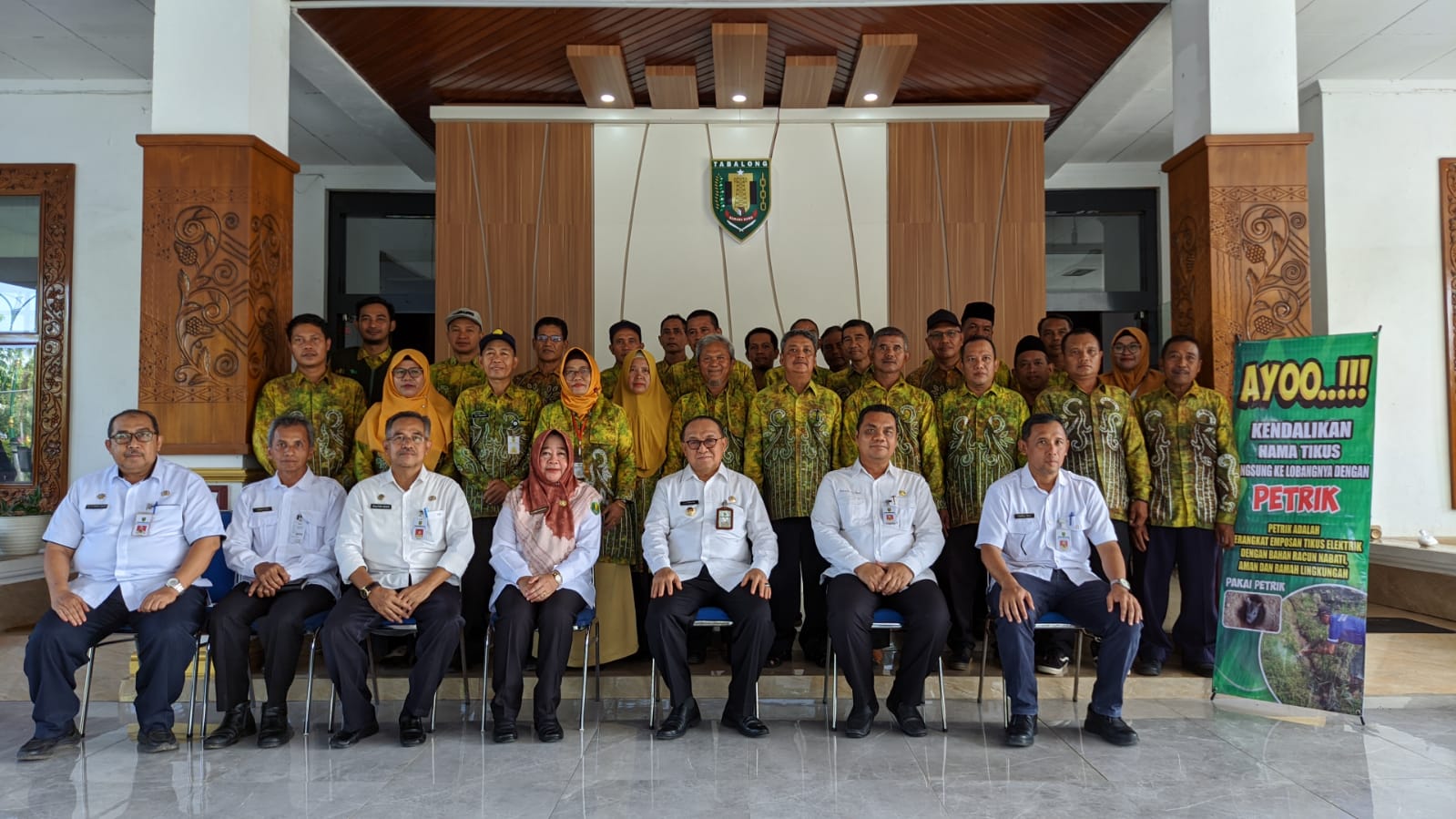 Pemerintah Kabupaten (Pemkab) Tabalong menurunkan puluhan peserta yang bakal mengikuti Pekan Nasional (Penas) Kontak Tani Nelayan Andalan (KTNA) XVI 2023 di Kota Padang, Sumatera Barat (Sumbar). (Kalimantanlive.com/ A Hidayat)