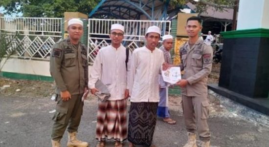 Satpol PP Balangan meluncurkan layanan gangguan keamanan, ketertiban umum dan pelanggaran Perda/Perkada. Layanan ini dinamakan Layanan Aduan onLine whatSApp Satpol PP yang disebut La-Lisa Pol PP. (Kalimantanlive.com/Kamil)