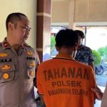 Insiden kejadian berdarah di Jalan Kelayan A II, Kelurahan Murung Raya, Kecamatan Banjarmasin Selatan, tepatnya di depan Kantor Kelurahan setempat, pada Rabu (21/6/23) malam. Akhirnya terungkap motif dan kronologinya. (Kalimantanlive.com)