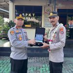 Kepolisian Pelabuhan dan Laut (KPL) Polresta Banjarmasin melaksanakan Apel Wisuda Purna Tugas Wakapolsek Iptu Mursid, berlangsung di Aula Mapolsek KPL Banjarmasin, Rabu (31/5/23). Kalimantanlive.com/Ilham