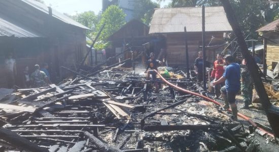 Kondisi salah satu rumah warga yang ludes dilalap si jago merah yang terjadi di Desa Binjai RT 1, Kecamatan Muara Uya, Tabalong (foto dok binjainuri)