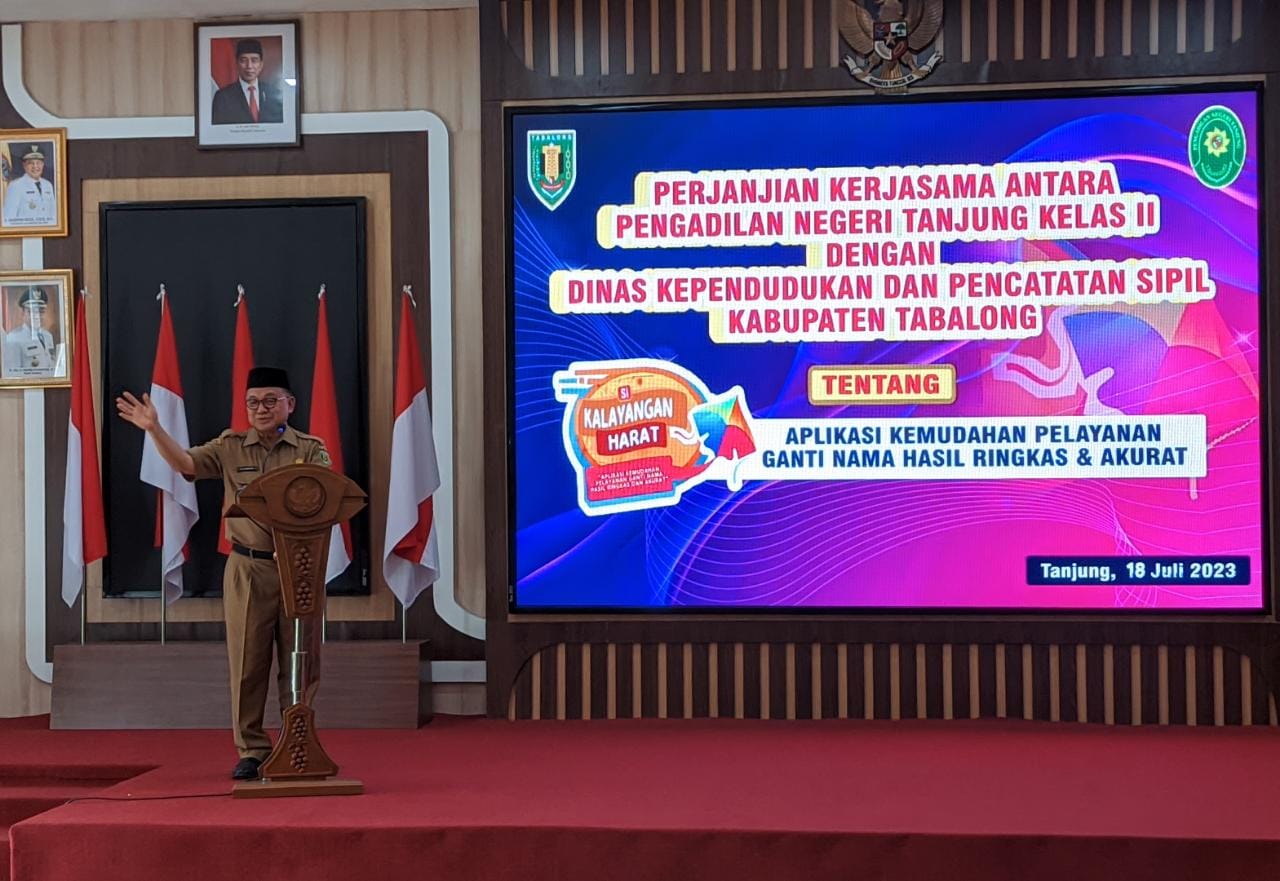 Bupati Tabalong, Anang Syakhfiani menghadiri launching Aplikasi Kemudahan Pelayanan Ganti Nama Hasil Ringkas dan Akurat (Si Kalayangan Harat) dari Pengadilan Negeri (PN) Tanjung. (Kalimantanlive.com/ A Hidayat).
