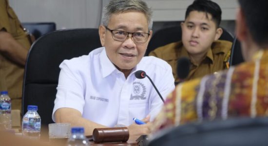 Komisi II Dewan Perwakilan Rakyat Daerah (DPRD) Kalimantan Selatan (Kalsel) gelar RDP dengan beberapa Badan Usaha Milik Darah (BUMD) terkait Rancangan dan Capaian Program di Tahun 2023. Senin (10/08). (Kalimantanlive.com/ dprdkalselprov.id).