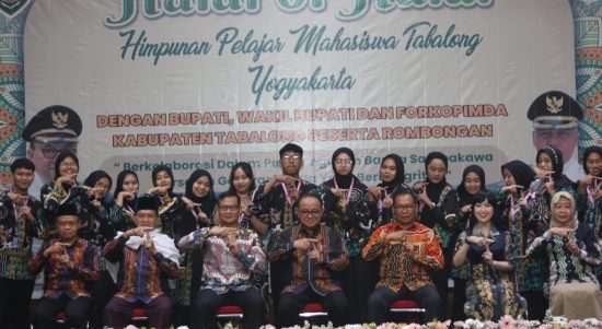 Bupati Bupati Tabalong, Anang Syakhfiani saat hadiri halal bihalal bersama HPMT Yogyakarta (foto : HPMT Yogyakarta) (