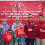 Dalam rangka Hari Dharma Karya Dhika (HDKD) ke-78, Kementerian Hukum dan HAM (Kemenkumham) Kalsel bekerjasama dengan Pemerintah Kota Banjarmasin melaksanakan kegiatan Bakti Sosial (Baksos) pengetasan stunting di Kota Banjarmasin. (Kalimantanlive.com/Ilham)