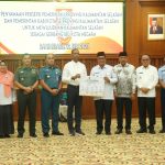 Penandatanganan komitmen Kabupaten/kota se-Kalsel dengan Otorita IKN (Foto Diskominfo Tabalong)