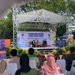 Ratusan calon pelamar kerja antusias hadiri kegiatan Banjarmasin Job Fair tahun 2023, yang diselenggarakan Pemerintah Kota Banjarmasin, melalui Dinas Koperasi Usaha Mikro dan Tenaga Kerja (Kalimantanlive.com/Ilham)