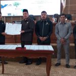 Dewan Perwakilan Rakyat Daerah (DPRD) Balangan gelar sidang paripurna dengan agenda persetujuan bersama antara pihak legislatif dan eksekutif pada Senin (24/07/2023) di ruang rapat paripurna DPRD Balangan. (Kalimantanlive.com/Kamil)