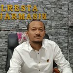 Kasat Reskrim Polresta Banjarmasin, Kompol Thomas Afrian saat ditemui awak media diruang kerjanya. (Kalimantanlive.com/Ilham)