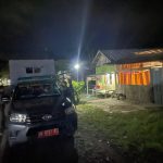 Satuan Polisi Pamong Praja (Satpol PP) dari Dinas Satpol PP dan Damkar Tanah Bumbu rutin melakukan patroli pada Malam Jumat, sebagai salah satu upaya Bumi Bersujud menuju Serambi Madinah. (Kalimantanlive.com/Desy).