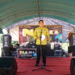 wagub Wakil Bupati Kotabaru Andi Rudi Latif SH Meresmikan Pembukaan Badan Jalan dan Pengerasan jalan wisata Tajong Karama Desa Tanjung Seloka Kecamatan Pulau Laut Selatan, Selasa (18/07/23). (Kalimantanlive.com/Diskominfo)