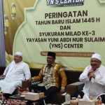 Dalam rangka memperingati milad ke-tiga, sekaligus peringatan Tahun Baru Islam 1445 Hijriah, Yayasan Yuni Abdi Nur Sulaiman (YN'S) Center menggelar syukuran, bertempat di Graha Center Kantor Golkar Banjarmasin, Jalan HKSN Komplek Perdagangan Banjarmasin, Rabu (19/7/23) (Kalimantanlive.com/Ilham)