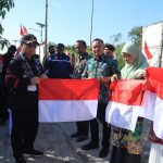 Wali Kota Banjarmasin, Ibnu Sina meresmikan Kampung Merah Putih (Kamaratih), yang berada di Jalan Cengkeh RT 70, Kelurahan Sungai Andai, Kecamatan Banjarmasin Utara, Minggu (6/8/23) pagi. (Kalimantanlive.com/Ilham)