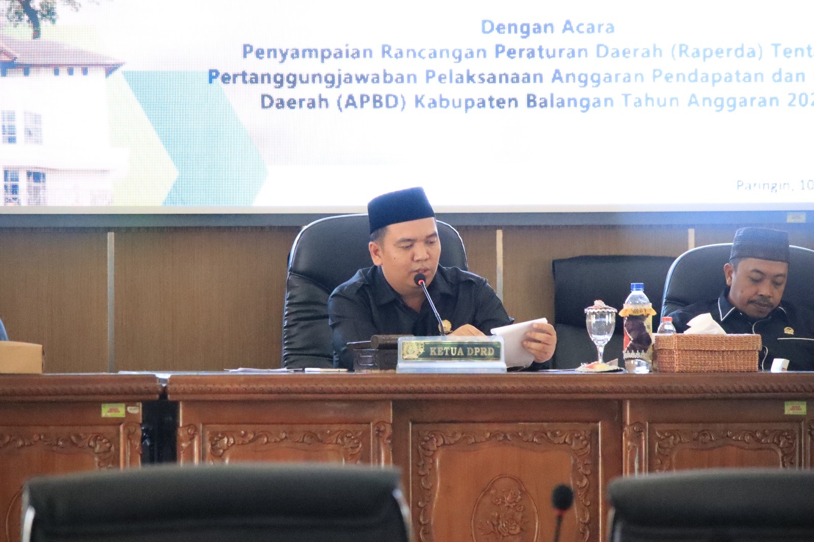 Dewan Perwakilan Rakyat Daerah (DPRD) Kabupaten Balangan melaksanakan sidang paripurna dengan agenda perubahan susunan keanggotaan fraksi - fraksi DPRD Balangan sisa masa jabatan Tahun 2019- 2024 pada Selasa (8/8/2023) di ruang rapat paripurna DPRD Balangan. Kalimantanlive.co,/Kamil)