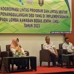 Sekda Tabalong Hamida Munawarah pada rapat koordinasi lintas sektoral yang diimplementasikan dalam lomba bebas jentik di Tanjung. (Kalimantanlive.com A Hidayat)