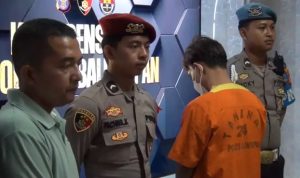 pelayan restoran dibunuh