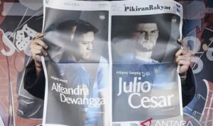 Persib Bandung saat memperkenalkan dua pemain anyar Julio Cesar dan Alfeandra Dewangga melalui media cetak di Kota Bandung. (HO Persib Bandung)