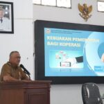 Kepala Dinas Koperasi dan UKM Kalsel, Gusti Yanuar Noor Rifai saat menyampaikan sambutan. (MC Kalsel)