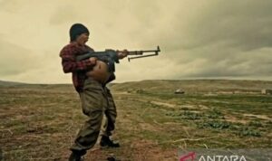 Aktris Teyana Taylor dalam cuplikan film "One Battle After Another".