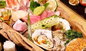 Ibu hamil sebaiknya memperhatikan pilihan menu makanan sehari-hari. Lantas, ibu hamil tidak boleh makan apa saja. (Foto Fajarharapan.id)