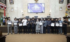 Rapat Paripurna DPRD Provinsi Kalimantan Selatan menutup Masa Sidang III Tahun 2025 dan membuka Masa Sidang I Tahun 2026, Jumat (212025). (Foto Humas DPRD Kalsel)