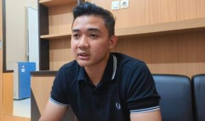 Kapolsek Alalak, Iptu Fakhri Safrizal Wiratama S.Tr.K saat ditemui Senin (19/1/2026) malam.(Foto : Kalimantanlive.com/Frans)