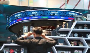 Ilustrasi: OJK mengungkap kasus manipulasi harga saham PT Impack Pratama Industri Tbk (IMPC) yang terjadi pada periode Januari–April 2016.