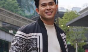 Cakra Khan