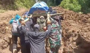 Jenazah Diusung 50 Km